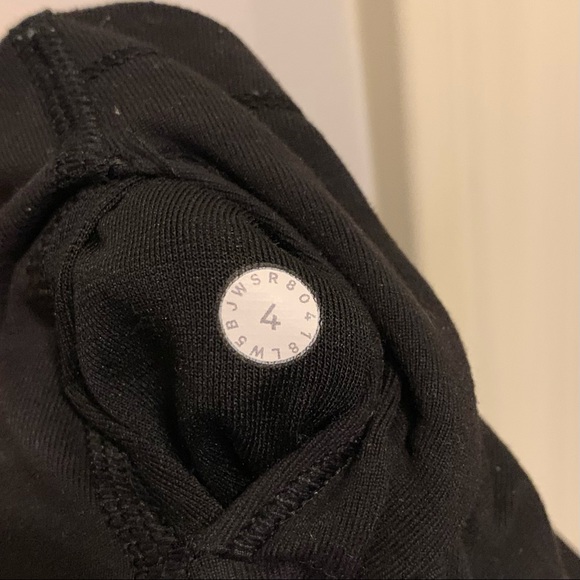 Lululemon Wunder Under Leggings - Picture 10 of 10